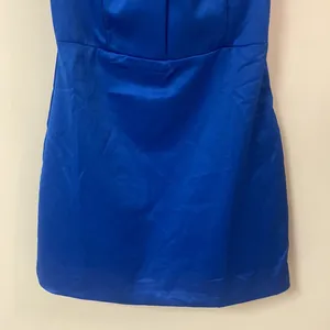 RUFFLE OFF SHOULDER DRESS Royal Blue cocktail dress DO + BE thumbnail 4