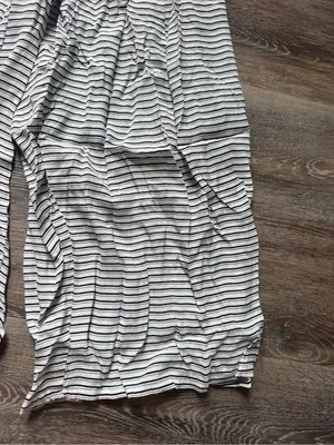 Faithfull The Brand Striped Wide-Leg Capri Pants in Navy and White M thumbnail 2