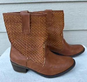 Bare Traps cowgirl ankle boots thumbnail 5