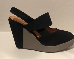 New/ color block light gray/ black/ rubber soles Size 6 thumbnail 3