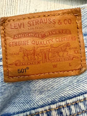 Levi’s Women’s 501 Premium Big E Crop Jeans W25 L26 Montgomery Light Wash thumbnail 7