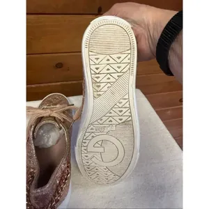 G by Guess Backerett sneakers metallic rose gold Sz 6.5 thumbnail 4