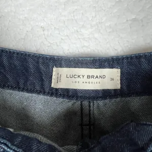 Lucky Brand Womens Silk Blend Denim Pants Size 26 Relaxed Fit Old Money Dark thumbnail 2