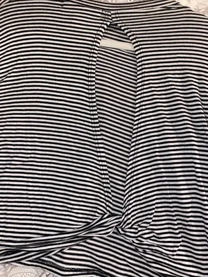 Forever 21 Long Sleeve Striped Crop Top thumbnail 4
