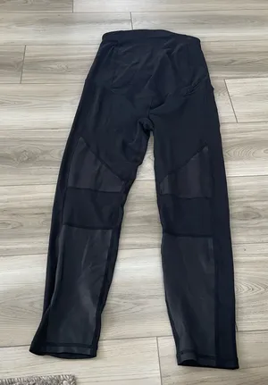 Isabel Maternity‎ Black Faux Leather Moto Leggings Size Medium thumbnail 1