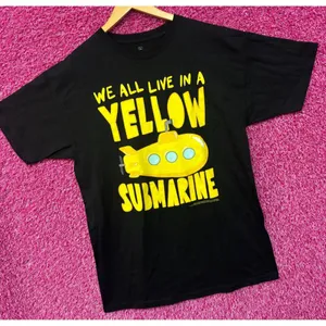 The Beatles We All Live In A Yellow Submarine rock Tshirt size large thumbnail 3