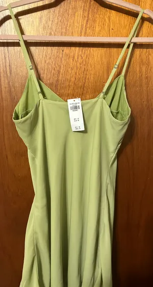 Dress thumbnail 3