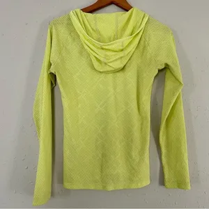 🦋 Saucony Neon Yellow Green Lighweight Hooded Long Sleeve Athletic Top Medium thumbnail 4