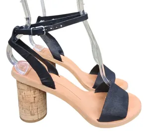 Dolce Vita Heeled Sandals Black Leather Round Heel‎ Women's size 6 thumbnail 1