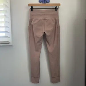Vuori Small Daily Leggings Dusk Mauve Pink Athletic Outdoor thumbnail 4