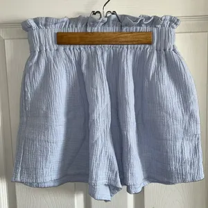 VICI Women’s Spring Paperbag High Waist Baby Blue Pull On Cotton Shorts Sz Large thumbnail 1