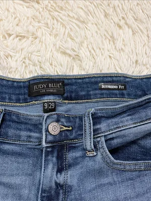 Judy Blue Boyfriend Fit Jeans thumbnail 5