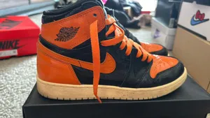 Air Jordan 1 thumbnail 6