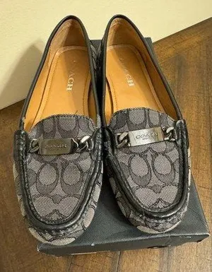 COACH 8.5 Olive Signature Canvas/Leather Black Loafer Moccasins Shoes SEE PHOTOS thumbnail 1