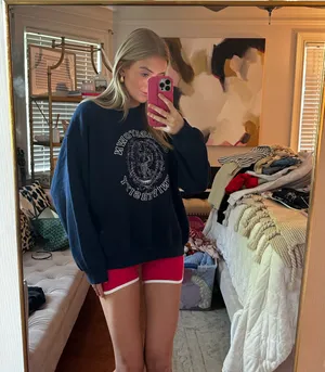 Navy Georgetown University vintage sweatshirt thumbnail 2