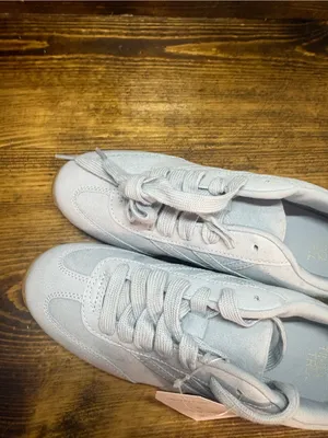 Time and tru pale blue sneakers size 6 thumbnail 3