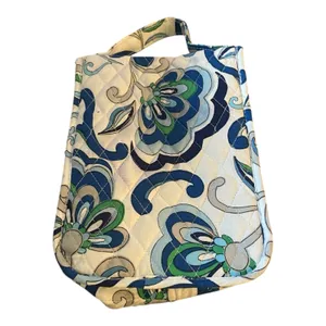 Vera Bradley Mediterranean White "Out to Lunch" Tote/Insulated Lunch Bag Retired thumbnail 2