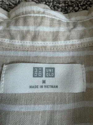 Uniqlo Women’s M Beige White Striped Linen Blend Button Down Shirt thumbnail 3