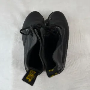 Dr. Martens 1460 Pascal Black Virginia Leather Lace Up Combat‎ Boots Womens 7 thumbnail 6