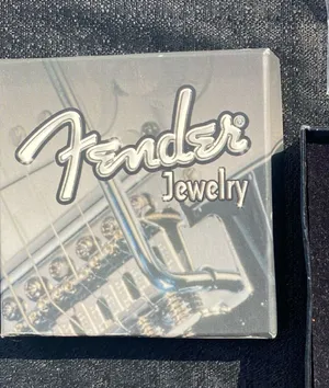 💎🩶 Vintage Y2K 2000s NWT Fender Silver Tone Metal Guitar Head Pendant Earrings and Chain Necklace Set $24.99 🩶💎 thumbnail 1