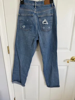 American Eagle High-Rise Jeans thumbnail 4