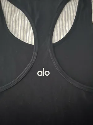 Alo Yoga Tank thumbnail 3