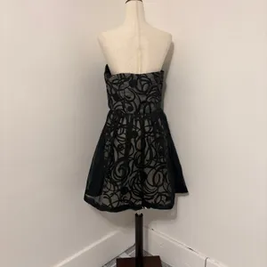 American Vintage Reworked Vintage Strapless Black Evening Dress thumbnail 4