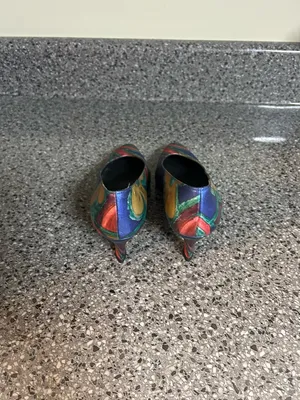 Vintage Stuart Weitzman Multicolor Metallic Swirl Pointed-Toe Pumps thumbnail 3