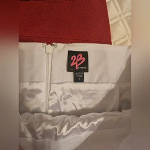 2 Mini Skirts thumbnail 8