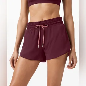 Lululemon Choose a Side Reversible Shorts Size 4 3” Cherry Tint Cassis Running thumbnail 3