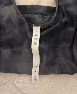 Lululemon Top thumbnail 3