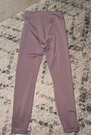 Lululemon Wunder Under SmoothCover High-Rise Tight 25” leggings thumbnail 1