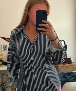 H&M Striped Button Down Shirt Women’s thumbnail 1