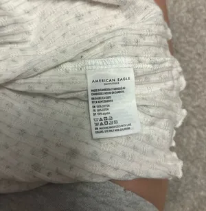 American Eagle Short Sleeve Crop Top thumbnail 2