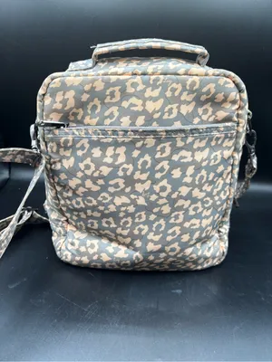 Lug Ranger Bag Crossbody Pearl Leopard Cheetah Pockets Travel Purse Strap thumbnail 5