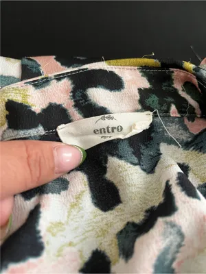 entro Leopard-Style Print Blouse in Black, Pink, Green thumbnail 4