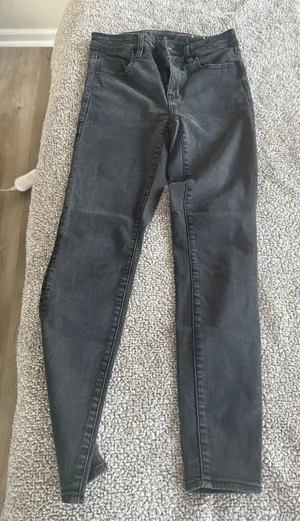 Black American Eagle Jeans thumbnail 1
