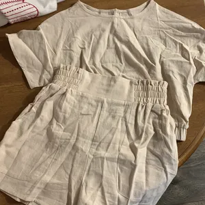 new 2 piece tan summer set thumbnail 3