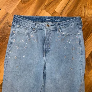 Old navy high rise og loose fit straight leg‎ rhinestone denim size 12 thumbnail 2