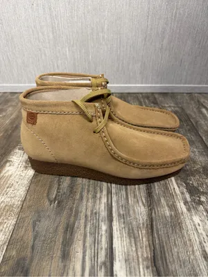 Clarks Women's Suede Ankle Boot in Light Beige Size 7.5 thumbnail 6