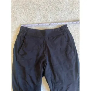 Athleta Brooklyn Textured Lined Jogger Size 4 Black Camo Travel Pants thumbnail 4
