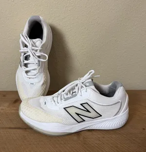 New Balance Women's FuelCell 996v6 court shoes in white & black Size 8 thumbnail 1