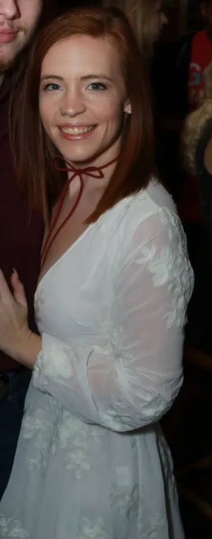 Selfie Leslie Dress thumbnail 4