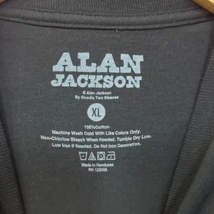 Alan Jackson Chasin' That Neon Rainbow Black T-Shirt XL thumbnail 4