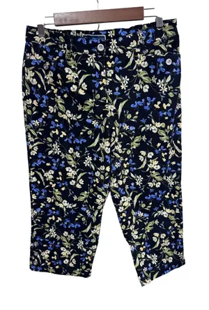 Karen Scott 8 Black Floral Capri Pants Women's‎ Stretch Cropped Cottagecore thumbnail 1