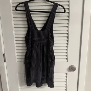 Elegant Navy Blue Striped Dress thumbnail 6