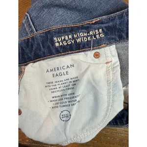 American Eagle Super High-Rise Baggy Wide Leg Jeans 14 Short Blue Raw Hem thumbnail 6