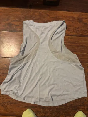 Old navy athletic top thumbnail 3