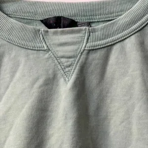 Danskin Women’s Danksin Crewneck Cropped Sweatshirt Oversized Mint Large thumbnail 2