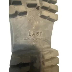 LAST Women Leather Boots 40 Black Rocky Chelsea Lug Sole Platform Pull On Edgy thumbnail 2